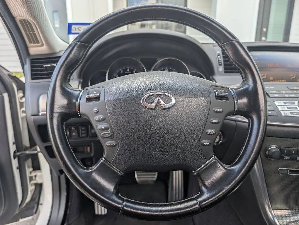 2009 Infiniti M45