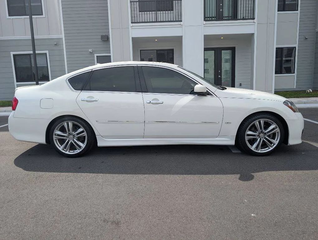 2009 Infiniti M45