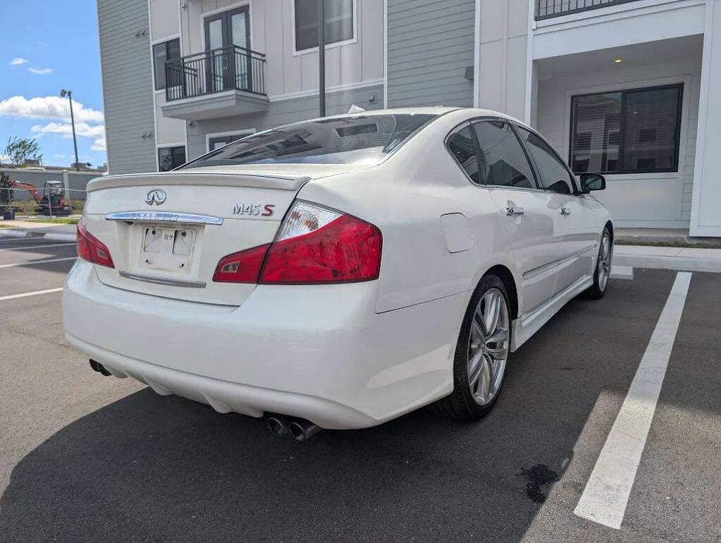 2009 Infiniti M45