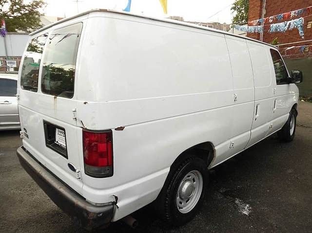 2004 ford econoline e150
