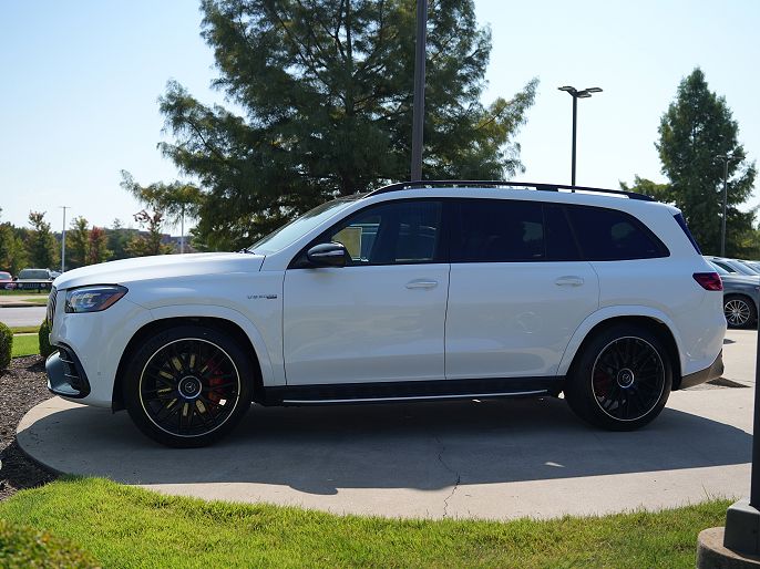 2025 Mercedes-Benz GLS