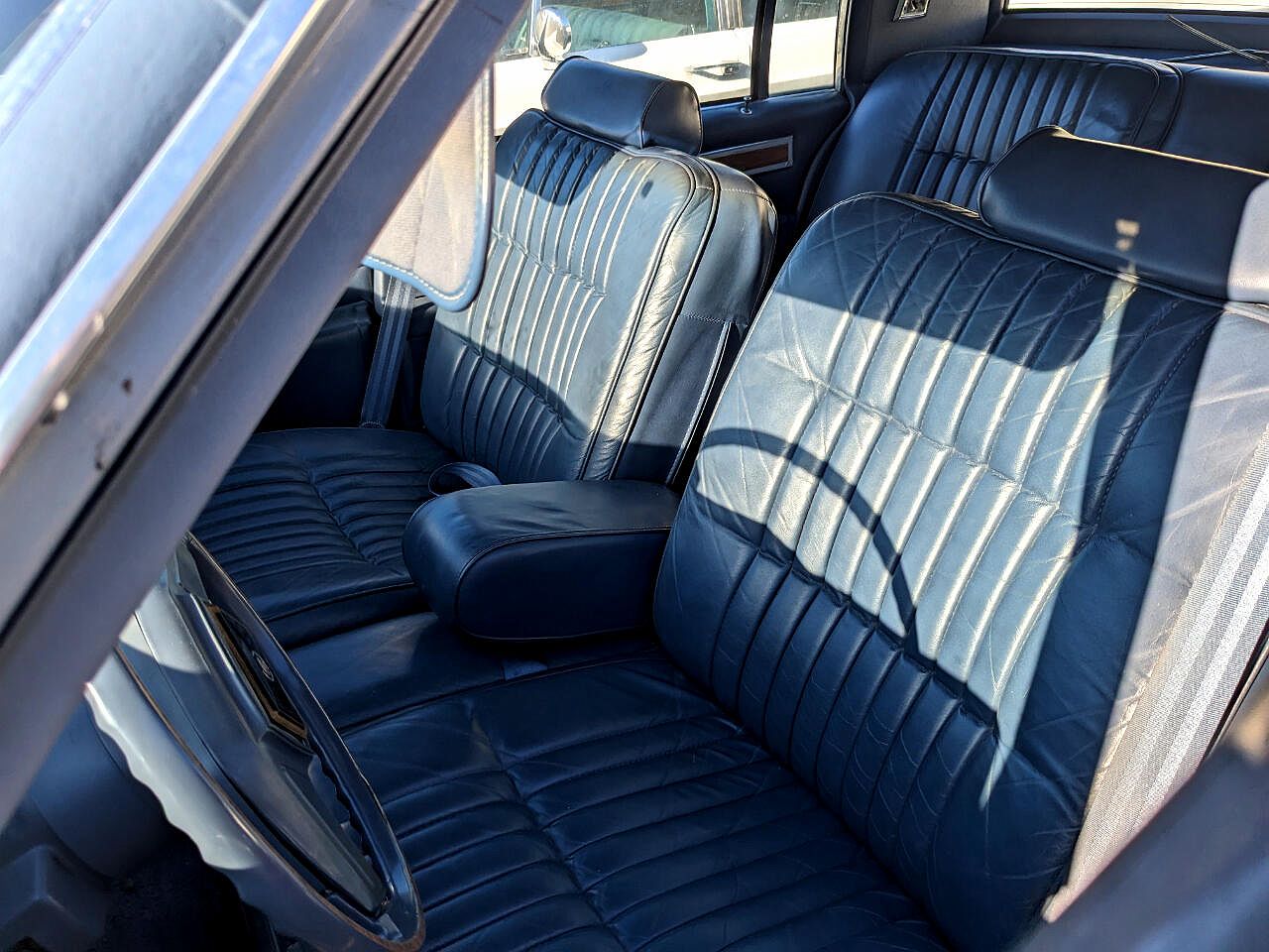 1984 Cadillac DeVille null image 12