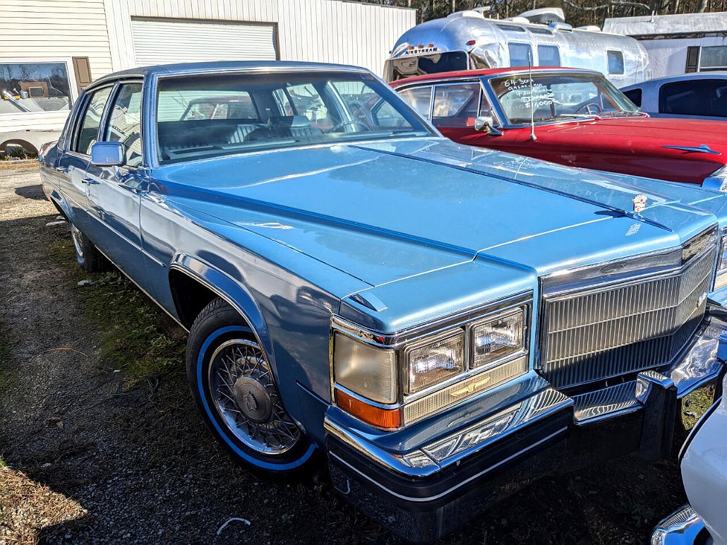 1984 Cadillac DeVille null image 2