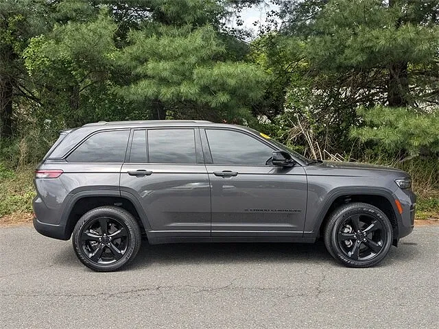 2023 Jeep Grand Cherokee