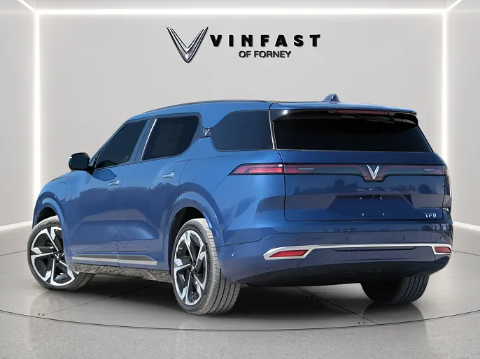 2024 VinFast VF9