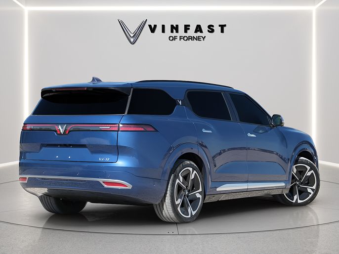 2024 VinFast VF9