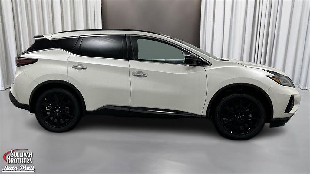 2024 Nissan Murano SV image 3