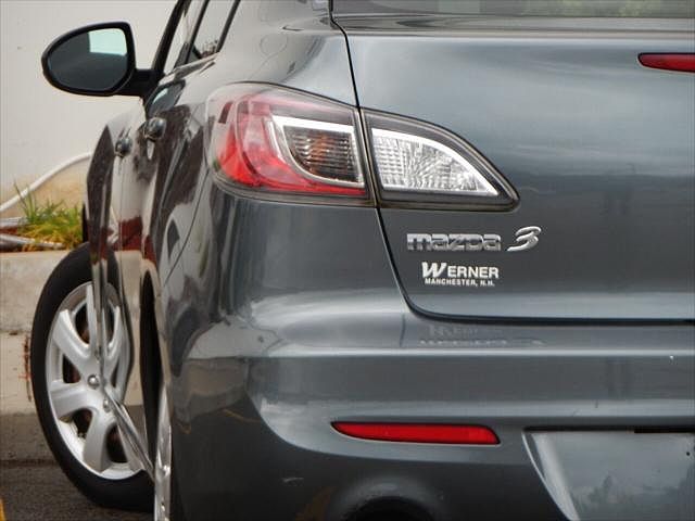 2013 Mazda Mazda3 i SV image 0