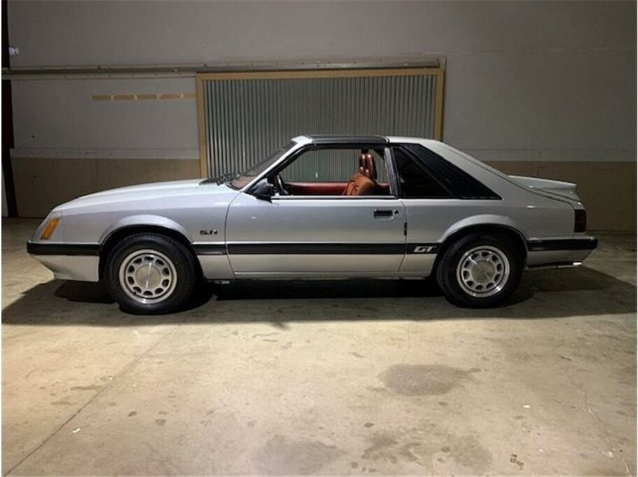 1985 Ford Mustang null image 1