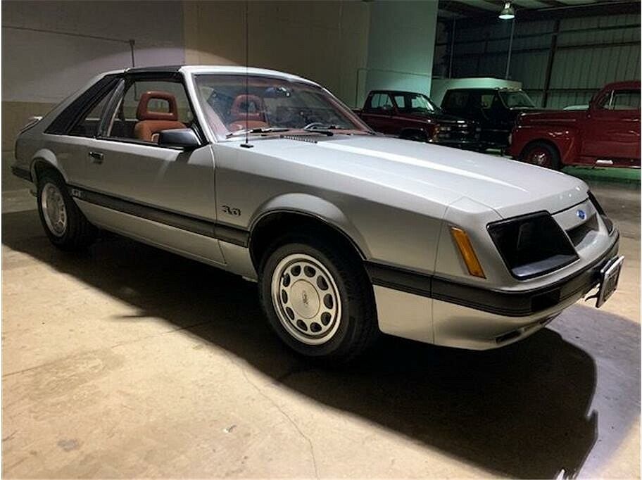 1985 Ford Mustang null image 5