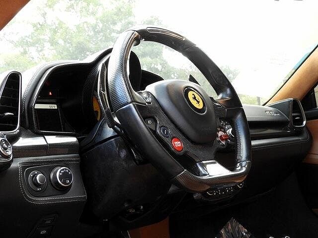 2013 Ferrari 458 null image 31