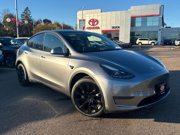 2025 Tesla Model Y