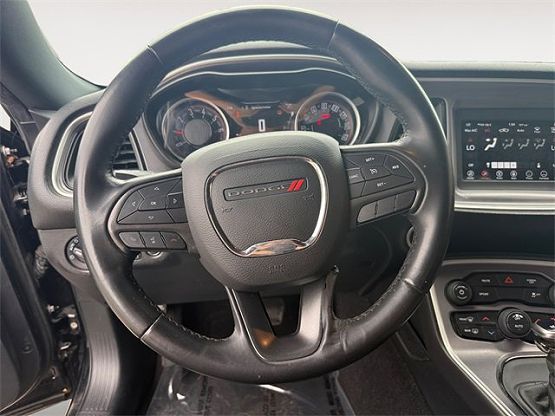 2019 Dodge Challenger SXT photo 10