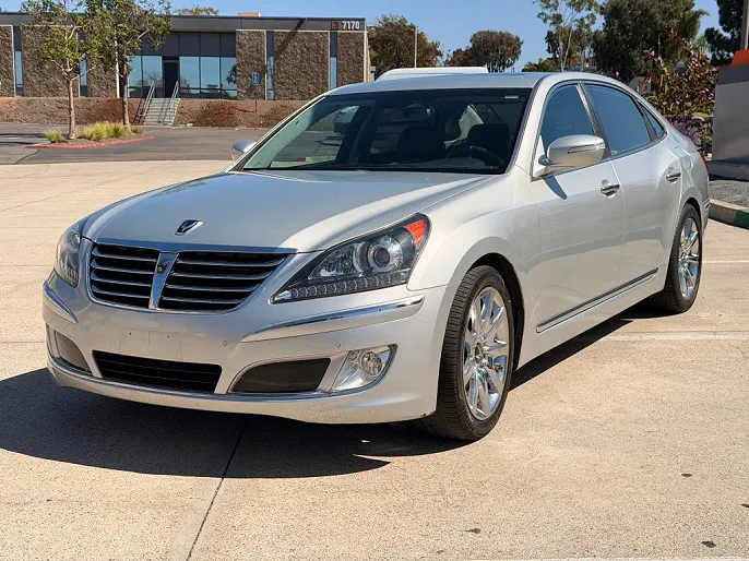 2013 Hyundai Equus