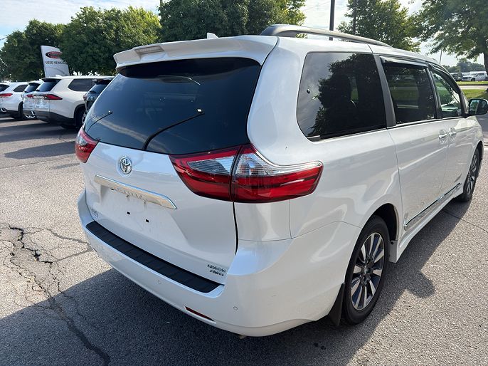 2020 Toyota Sienna
