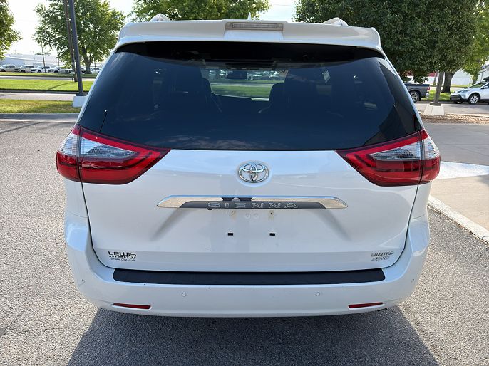 2020 Toyota Sienna
