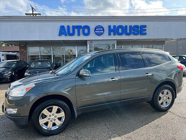 2011 Chevrolet Traverse LT image 0