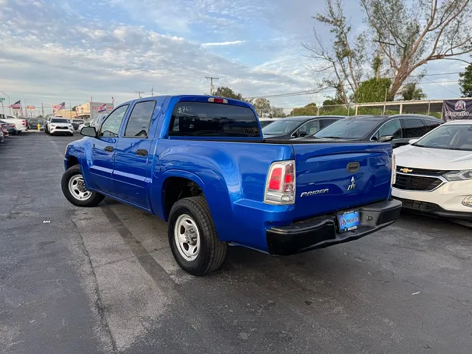 2007 Mitsubishi Raider