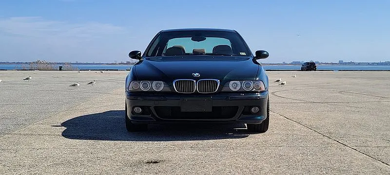 2002 BMW M5 null image 1