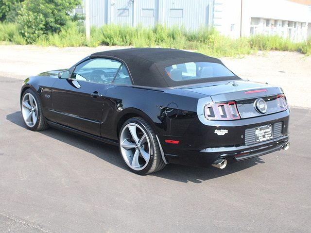 2013 Ford Mustang GT image 4