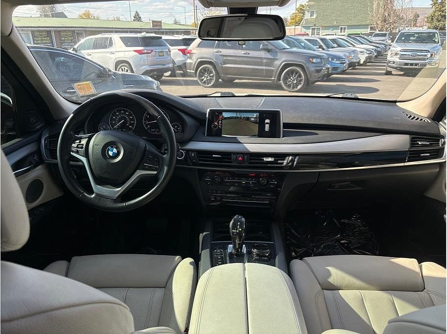 2014 BMW X5 xDrive50i image 10