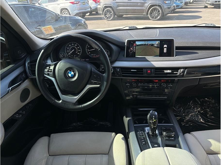 2014 BMW X5 xDrive50i image 12