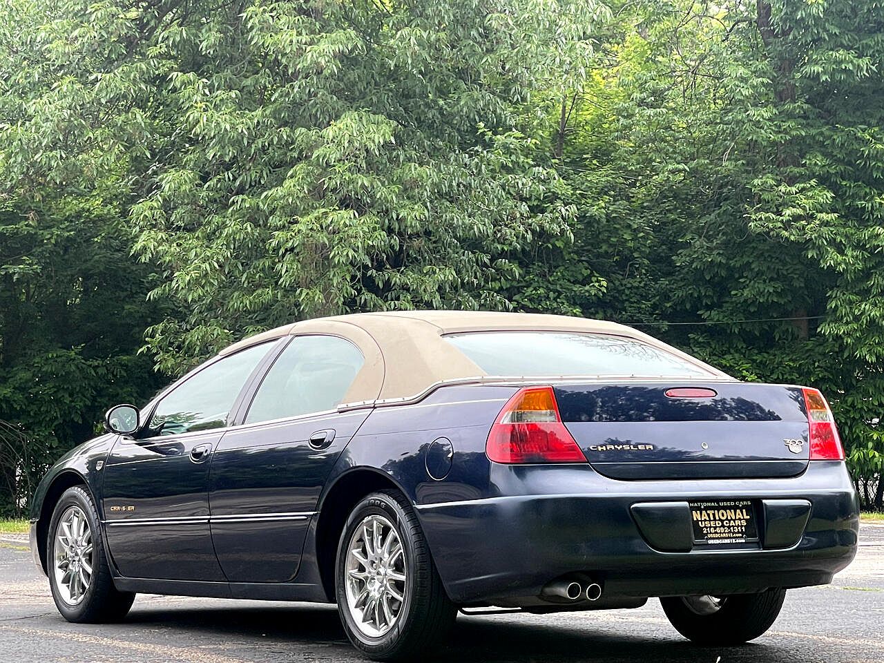 2001 Chrysler 300M null image 6