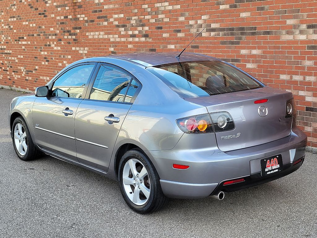 2005 Mazda Mazda3 s image 2