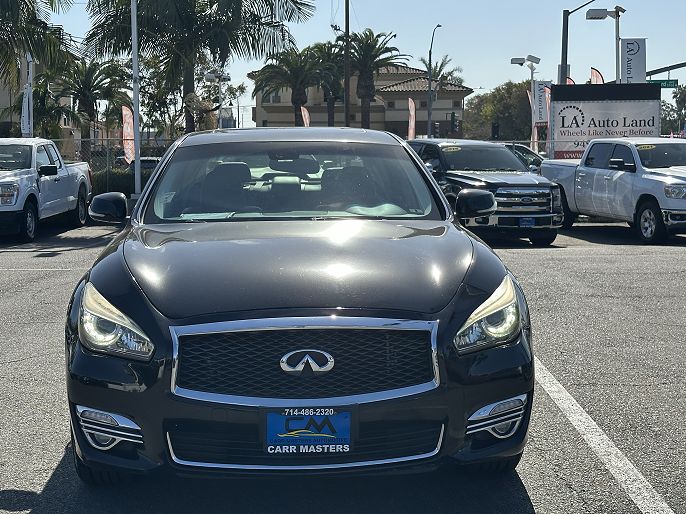 2018 Infiniti Q70