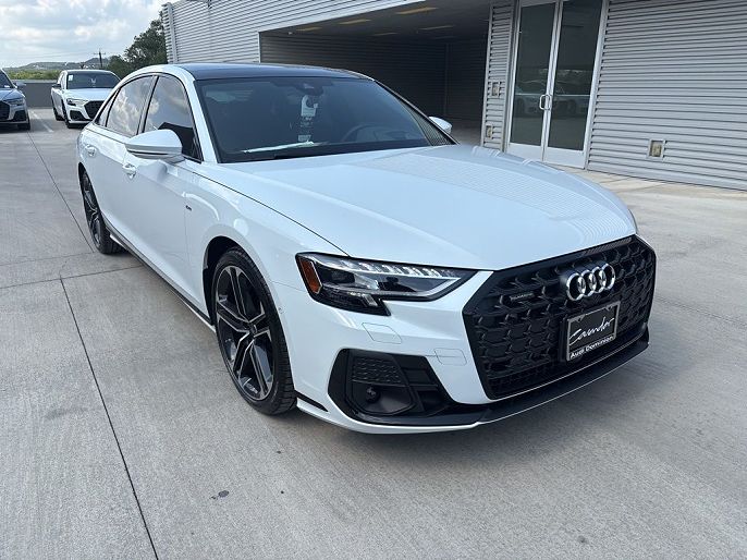 2025 Audi A8