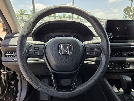 2024 Honda Accord LX photo 11