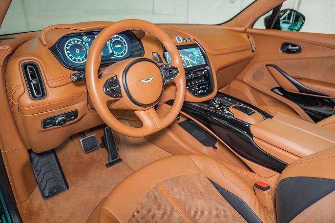 2023 Aston Martin DBX