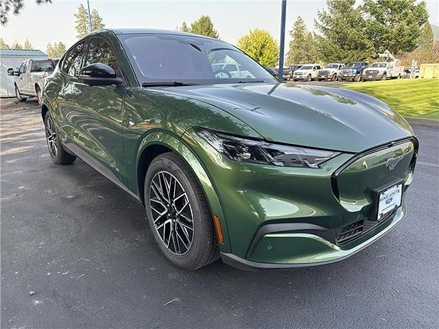 2025 Ford Mustang Mach-E