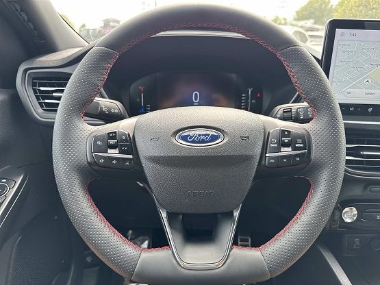 2023 Ford Escape ST-Line photo 11