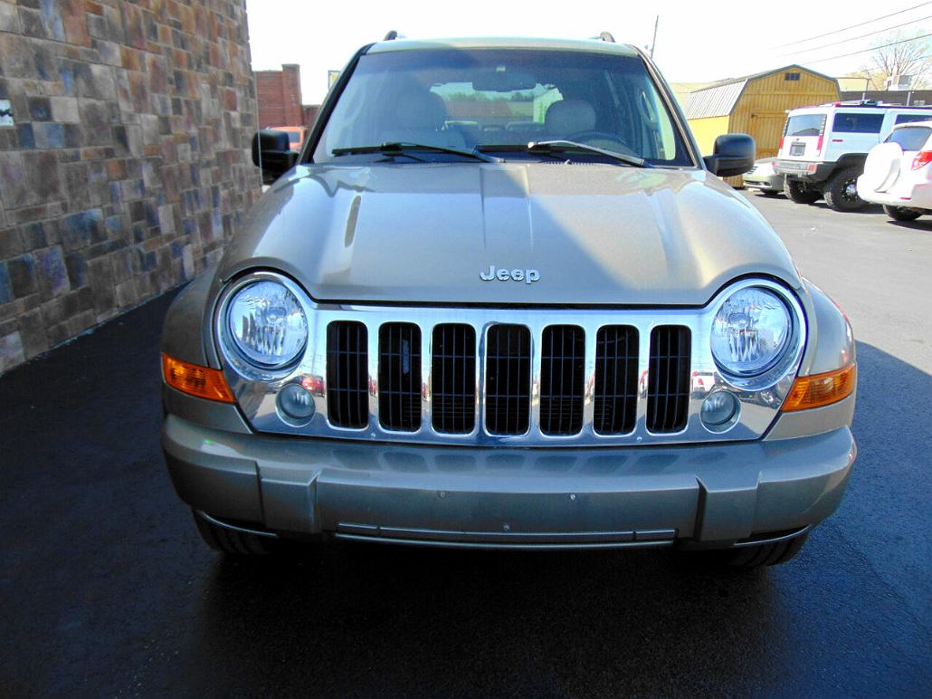 2006 Jeep Liberty Limited Edition image 2