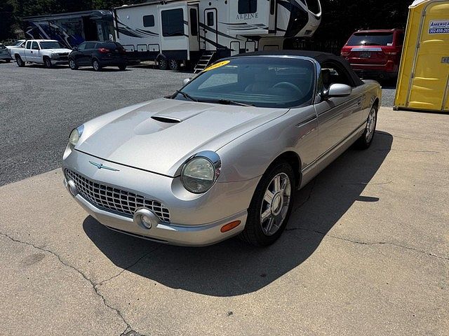 2005 Ford Thunderbird