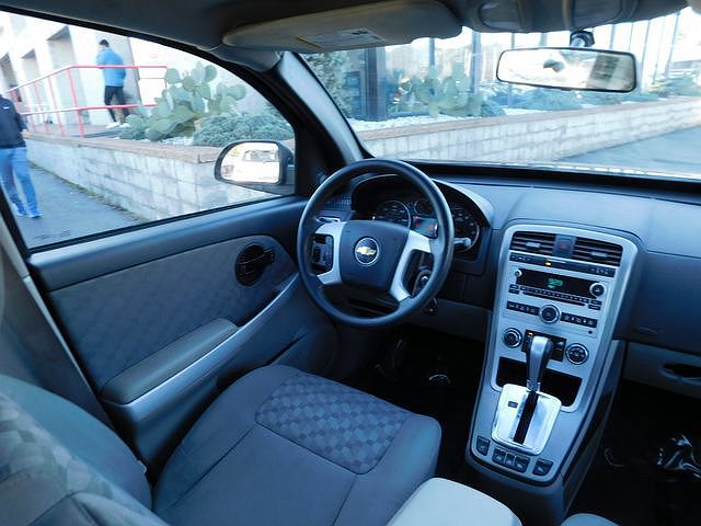 2007 Chevrolet Equinox LS image 29