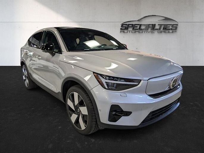 2023 Volvo C40
