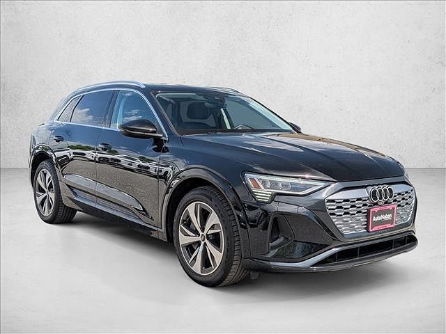 2024 Audi Q8 e-tron