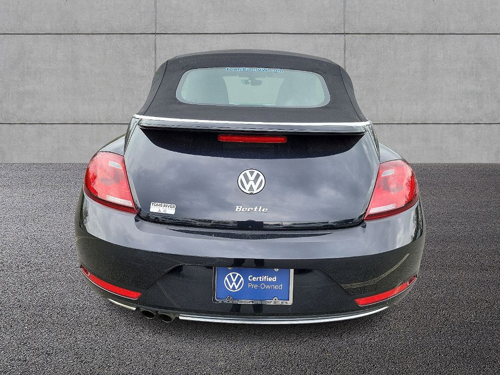 2019 Volkswagen Beetle Final Edition image 4