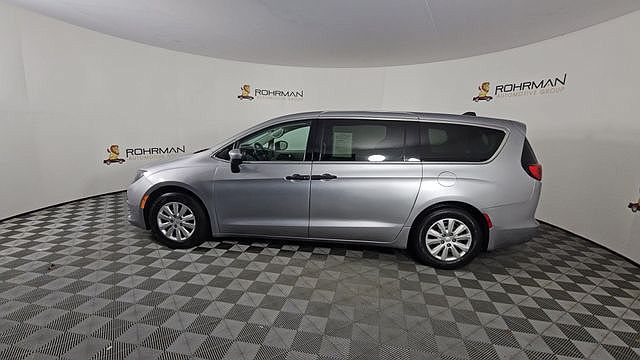 2018 Chrysler Pacifica L image 7