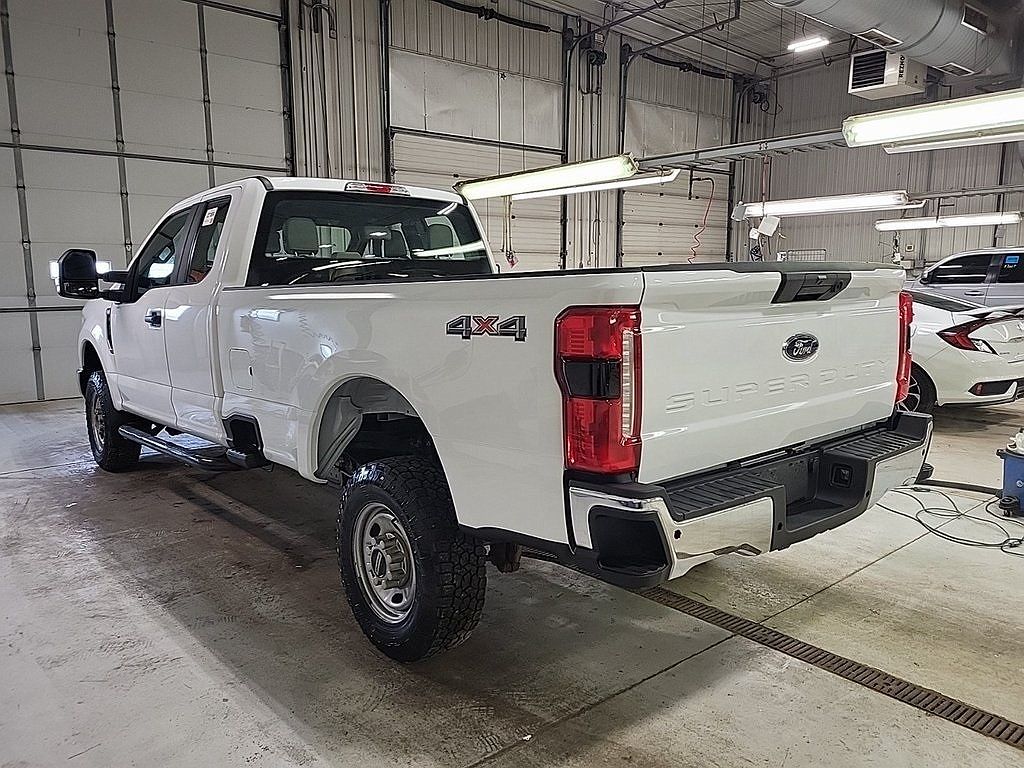 2019 Ford F-250 XL image 3