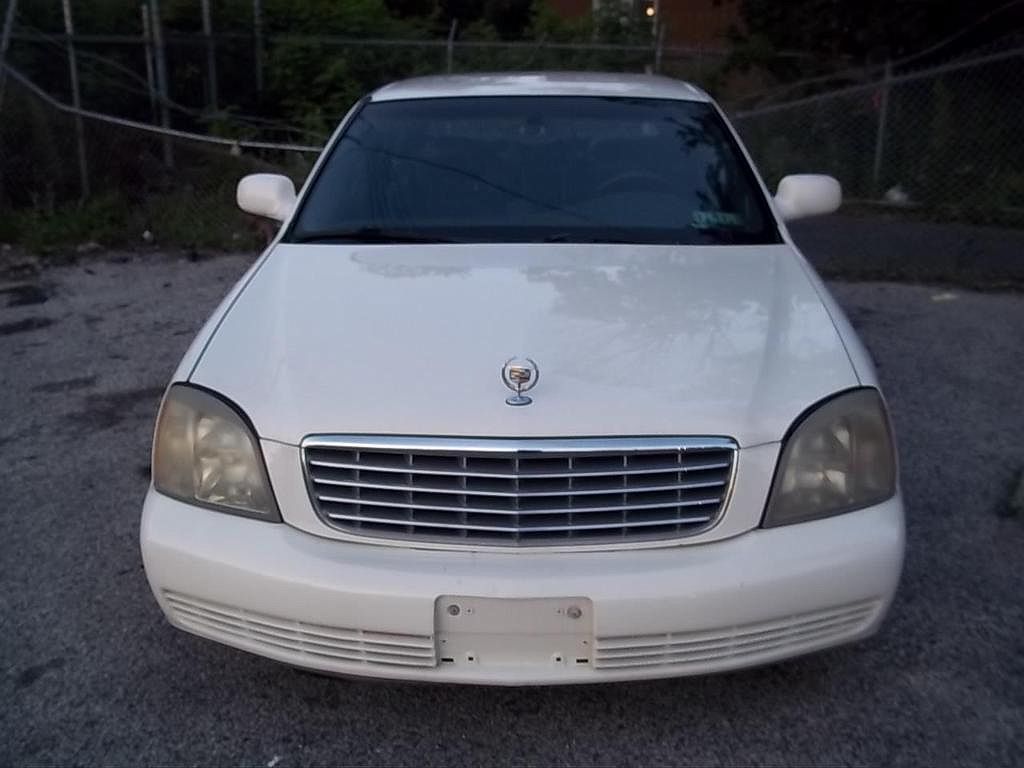 2004 Cadillac DeVille null image 1
