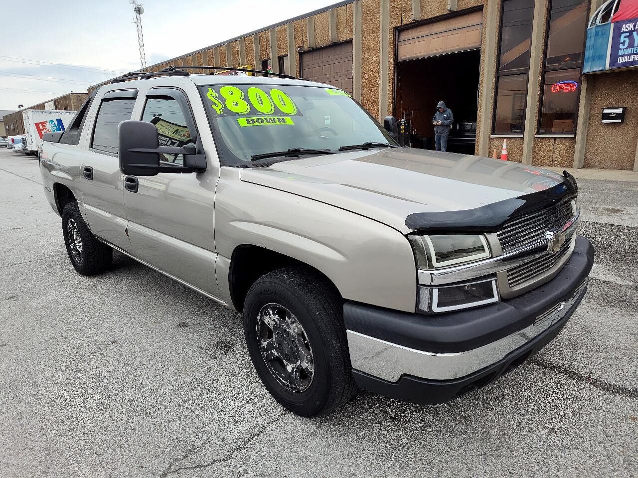 2003 Chevrolet Avalanche 1500 null image 1