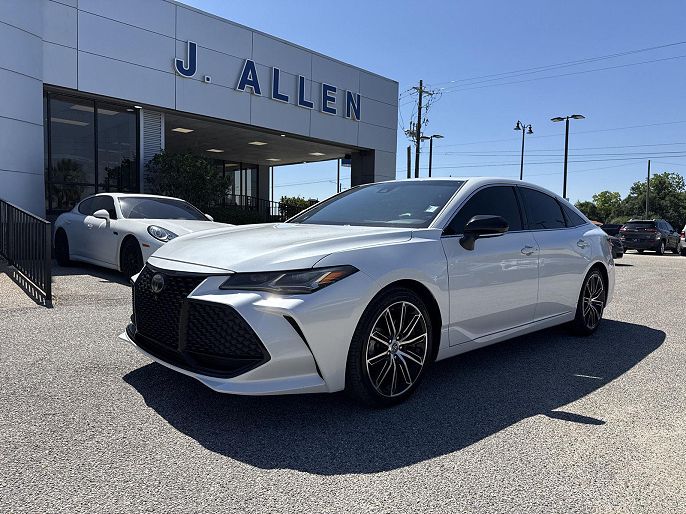 2019 Toyota Avalon