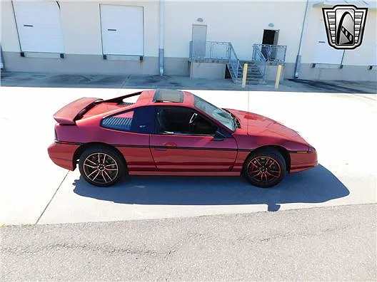 1988 Pontiac Fiero GT image 5
