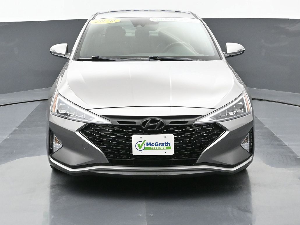 2020 Hyundai Elantra Sport image 2