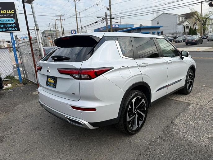 2022 Mitsubishi Outlander