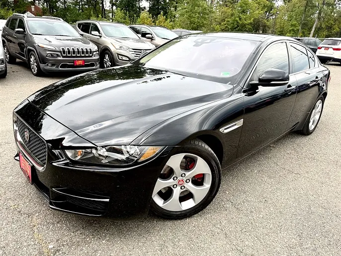 2017 Jaguar XE