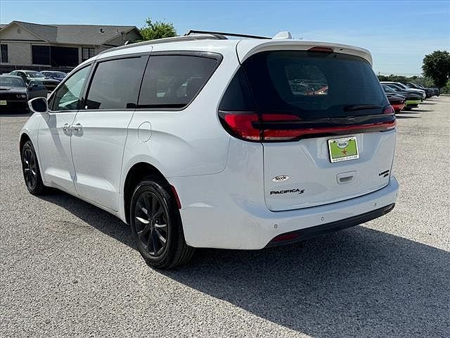 2021 Chrysler Pacifica Limited image 1